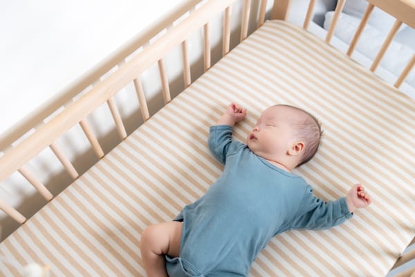 Blog 4-Baby Registry-What Type of Bassinet or Crib is Best for Sleep_.pdf-image-003
