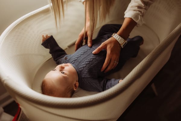 Blog 4-Baby Registry-What Type of Bassinet or Crib is Best for Sleep_.pdf-image-004 Bassinets: A Cozy Sleep Solution for Newborns