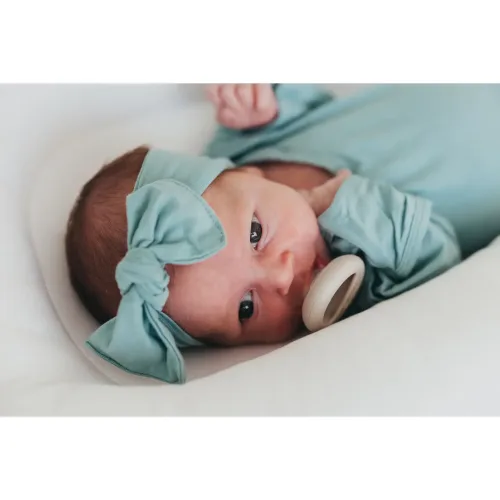 Wild Little Things Bamboo Zipper Footie W/matching bow. – Sea Breeze 1
