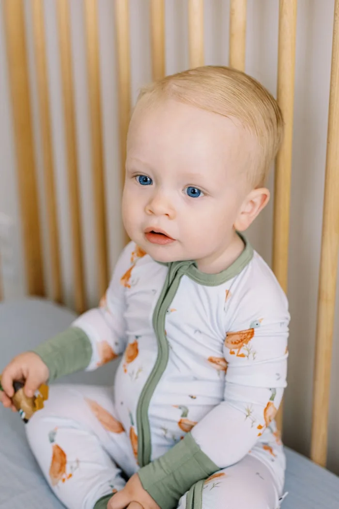 Tiny Toes Baby Co Little Duckling Bamboo Zipper Romper - Image 4